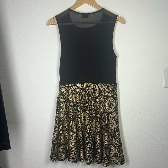 Sparkle & Fade Black and Gold Filigree Stretch Mini Dress Size Large - Picture 9 of 11